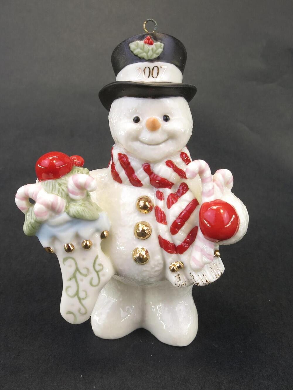 2007 Snowy Treats Frosty the Snowman Porcelain Annual Ornament by Lenox